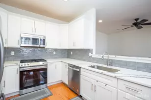 903 Swallow Ct, North Brunswick Township, NJ 08902 - Photo 13