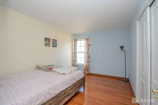 903 Swallow Ct, North Brunswick Township, NJ 08902 - Photo 21