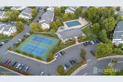 18 Bridgepointe Drive, South Amboy, NJ 08879 - Photo 47