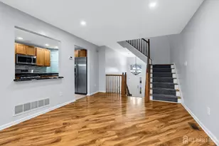 18 Bridge Pointe Dr, South Amboy, NJ 08879 - Photo 15