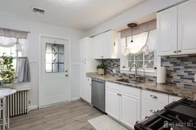 318 5th Street, South Amboy, NJ 08879 - Photo 13