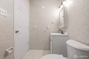 45 Jewett Ave, Jersey City, NJ 07304 - Photo 23