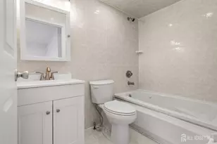 45 Jewett Ave, Jersey City, NJ 07304 - Photo 21