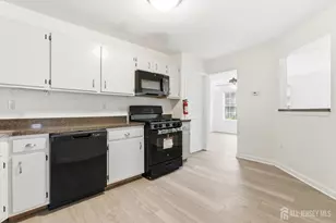 405 Plymouth Rd, North Brunswick Township, NJ 08902 - Photo 13