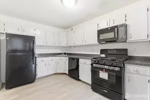 405 Plymouth Rd, North Brunswick Township, NJ 08902 - Photo 11