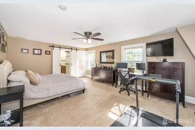 459 Mountainview Terrace, Dunellen, NJ 08812 - Photo 19