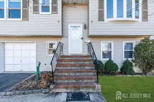 261 Catherine St, South Amboy, NJ 08879 - Photo 5