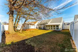 77 Marion St, Carteret, NJ 07008 - Photo 23
