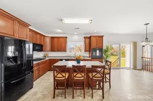 11 Harvest Dr, Plainsboro Township, NJ 08536 - Photo 3