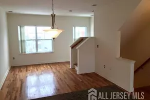 129 Gawron Ct, Sayreville, NJ 08859 - Photo 3