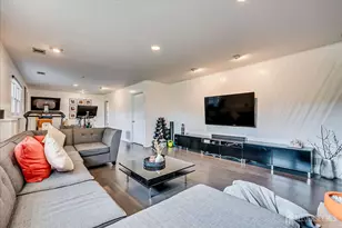 7 Gentore Ct, Edison, NJ 08820 - Photo 25