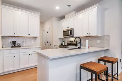 222 Jessie Place, New Brunswick, NJ 08901 - Photo 5