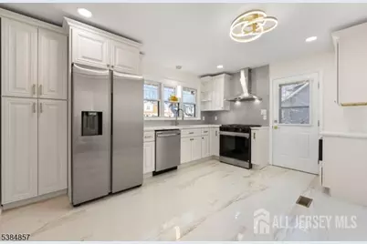 147 Wedgewood Avenue, Woodbridge Township, NJ 07095 - Photo 15