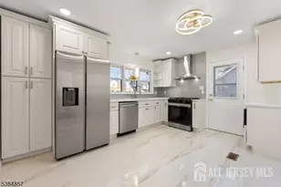 147 Wedgewood Ave, Woodbridge Township, NJ 07095 - Photo 15