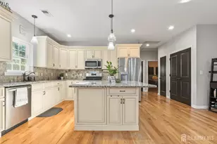 1718 W 4th St, Piscataway Township, NJ 08854 - Photo 15