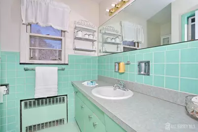 11 Kenneth Road, Montclair, NJ 07043 - Photo 15