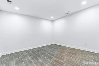 4 Hemlock Drive, Edison, NJ 08820 - Photo 51