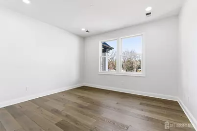 4 Hemlock Drive, Edison, NJ 08820 - Photo 39