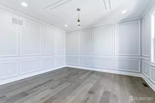 4 Hemlock Dr, Edison, NJ 08820 - Photo 21