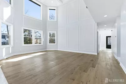 4 Hemlock Drive, Edison, NJ 08820 - Photo 9