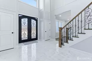 4 Hemlock Dr, Edison, NJ 08820 - Photo 5