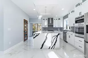 4 Hemlock Dr, Edison, NJ 08820 - Photo 13