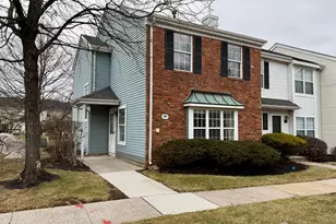 384 Inwood Ct, Franklin Township, NJ 08873 - Photo 1