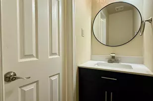 384 Inwood Ct, Franklin Township, NJ 08873 - Photo 9