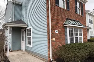 384 Inwood Ct, Franklin Township, NJ 08873 - Photo 3