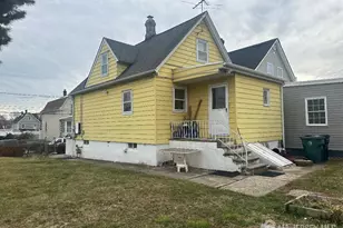 653 Raritan Ave, Perth Amboy, NJ 08861 - Photo 3