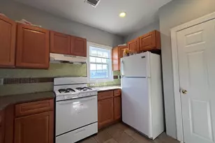 664 Amboy Ave Ave, Woodbridge Township, NJ 07095 - Photo 5