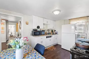 74 Albert St, Woodbridge Township, NJ 07095 - Photo 23