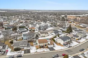 23 Sherwood Rd, Sayreville, NJ 08859 - Photo 53