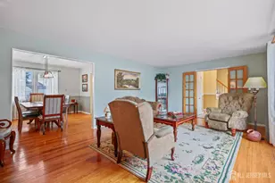 23 Sherwood Rd, Sayreville, NJ 08859 - Photo 15