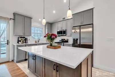 32 Kline Boulevard, Colonia, NJ 07067 - Photo 9