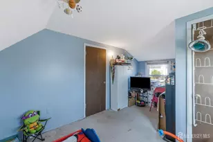 101 Lorraine Ave, Middlesex, NJ 08846 - Photo 17