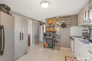 101 Lorraine Ave, Middlesex, NJ 08846 - Photo 11