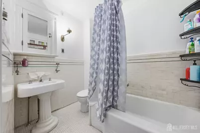 123 Livingston Avenue, New Brunswick, NJ 08901 - Photo 35