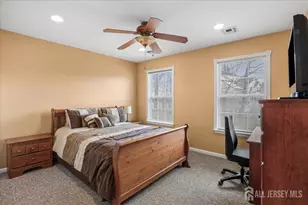 2 Red Oak Ct, Monroe Township, NJ 08831 - Photo 51