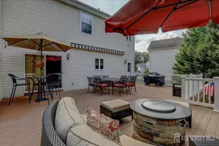 2 Red Oak Ct, Monroe Township, NJ 08831 - Photo 15