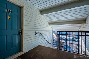 344 Danbury Ln, East Brunswick Township, NJ 08816 - Photo 3