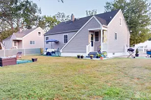 40 E Sherman St, Monroe Township, NJ 08831 - Photo 37