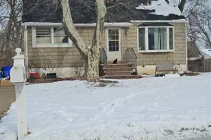 32 N Pennington Road N, New Brunswick, NJ 08901 - Photo 1