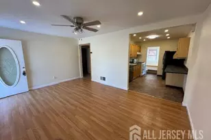 10 E Knollwood Rd, Edison, NJ 08817 - Photo 7