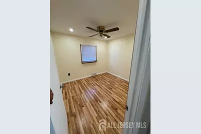 10 E Knollwood Road, Edison, NJ 08817 - Photo 5