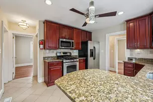 14 Fountain St, East Brunswick Township, NJ 08816 - Photo 17