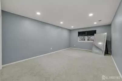 450 College Drive, Edison, NJ 08817 - Photo 15