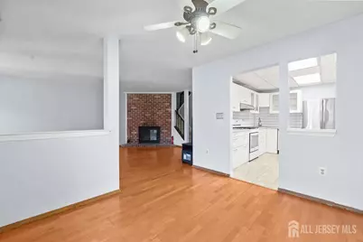 19 Covington Court, East Brunswick Township, NJ 08816 - Photo 5