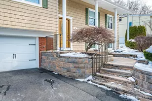 16 Peake Rd, Edison, NJ 08837 - Photo 5