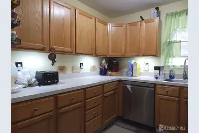 508 Cypress Lane, East Brunswick Township, NJ 08816 - Photo 7